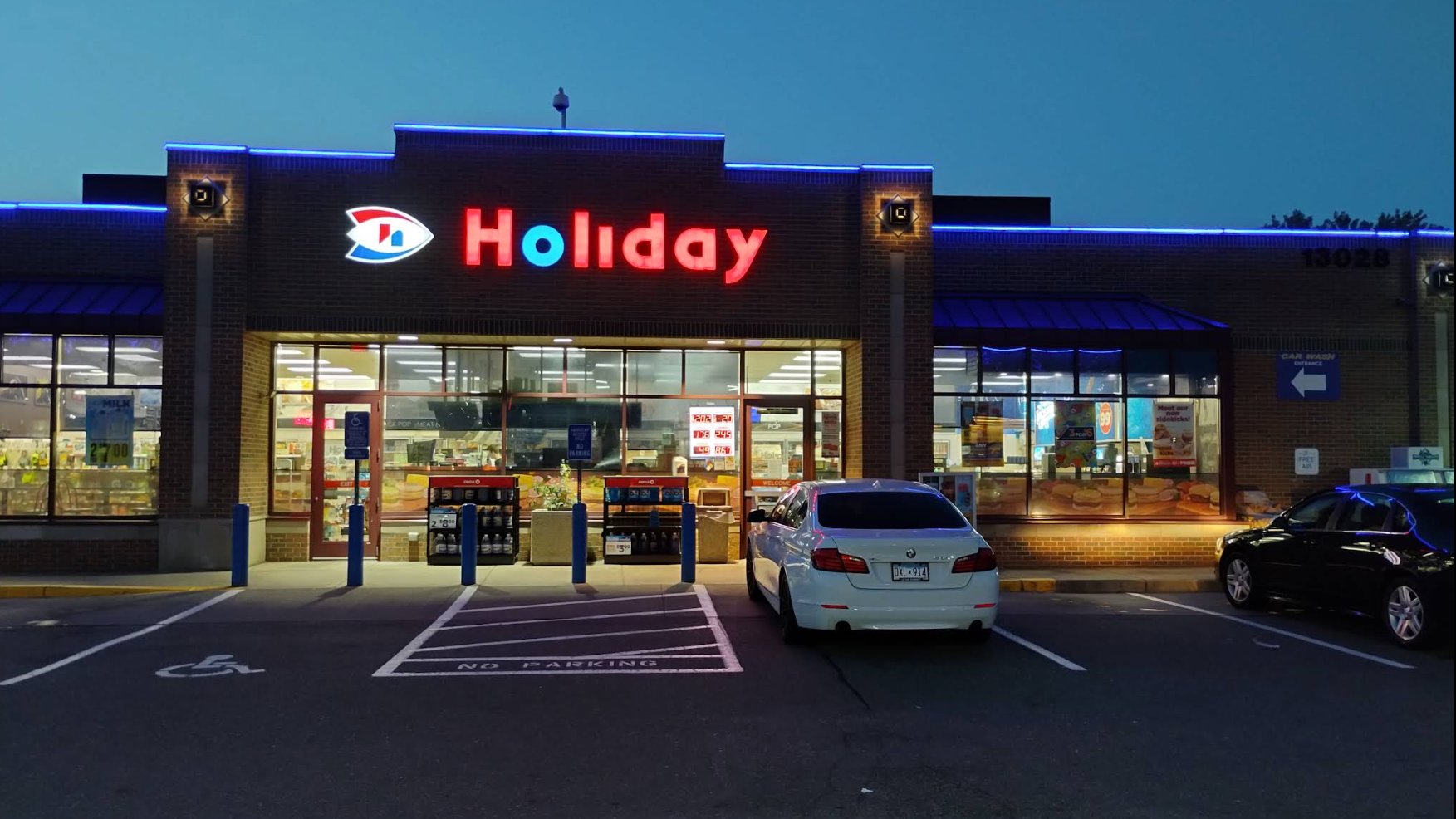 Holiday Stationstores