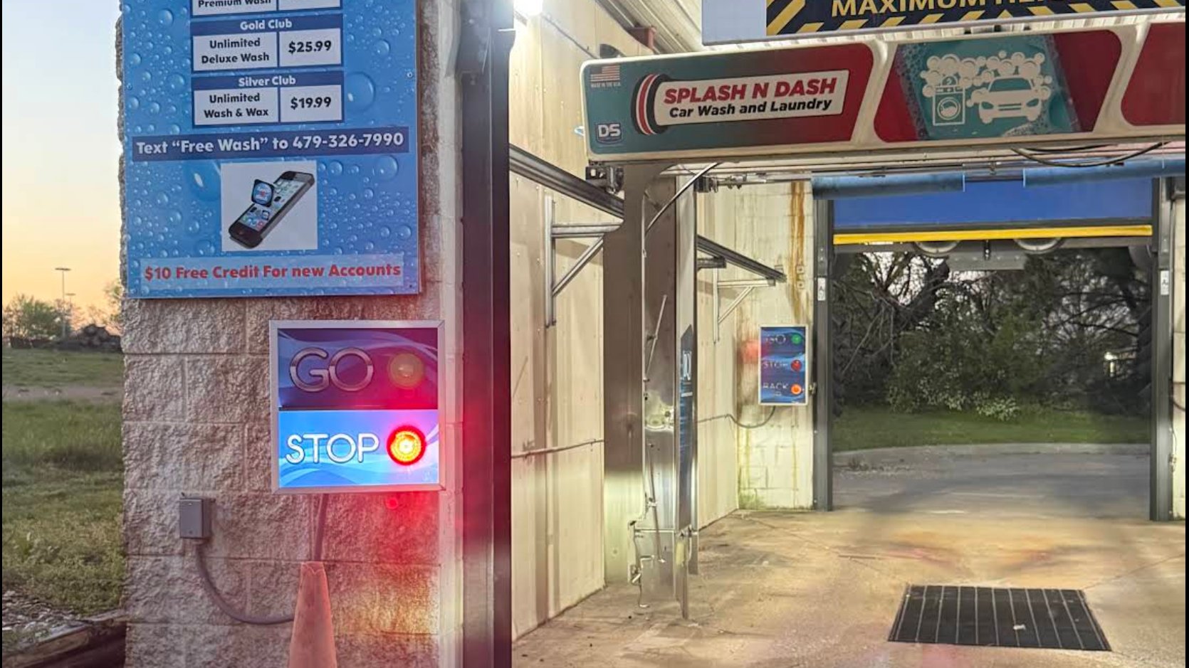 3.1 Splash-N-Dash Car Wash | Touchless Car Wash in Bentonville, AR
